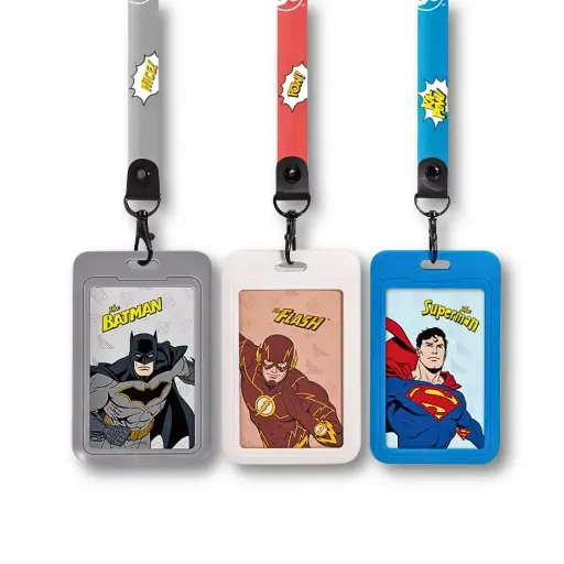 [72696] Porte Badge Enfant Superhéros Deli Vertical Lanière en Plastique Multi-Couleurs